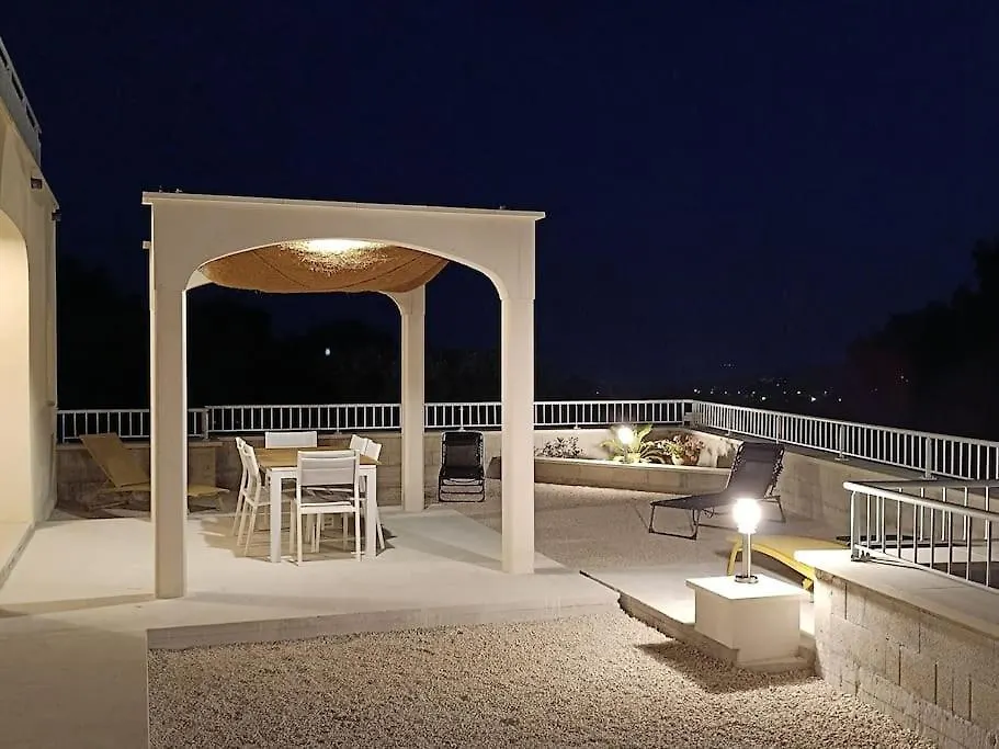 Appartement Vue Mer Avec Jardin En Pleine Nature Каси